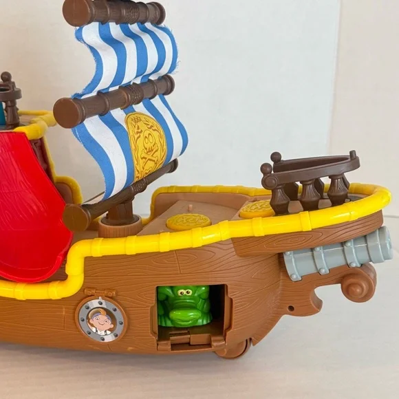 Fisher Price Disney Jake & the Never Land Pirate Ship Bucky & Hook’s Jolly Roger - Picture 8 of 17